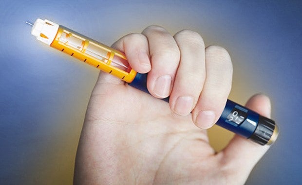 Civica Rx Aims to Disrupt Generic Insulin Market Pricing by 2024. A hand holds an insulin pen.