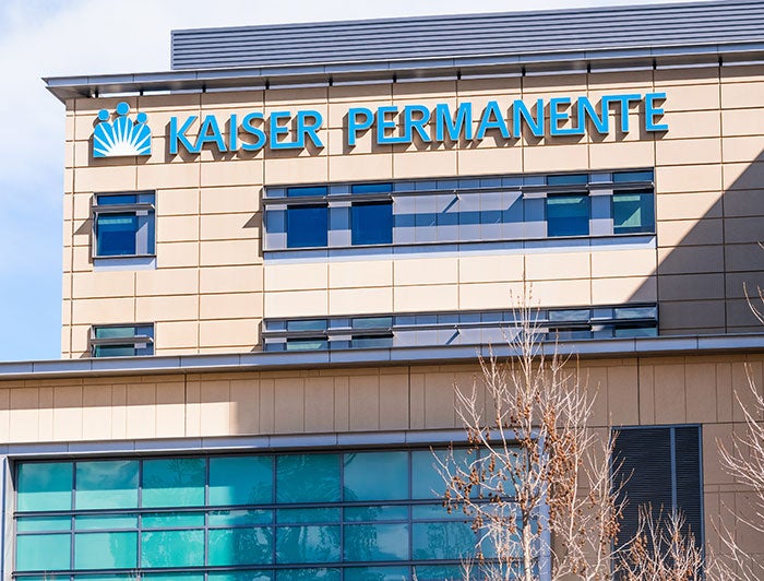 Kaiser Permanente. Facility exterior.