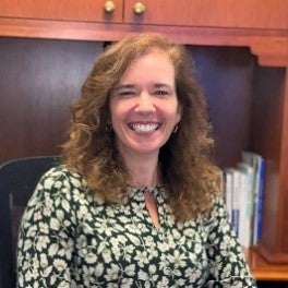Holly McCormack Headshot